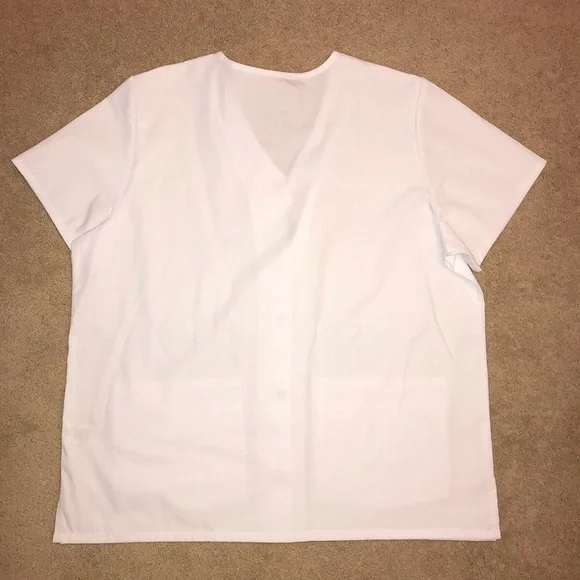 Adar Medical Scrubs Top NEW Plus Size 2XL White Short Sleeve Snap Button V Neck - Picture 3 of 7